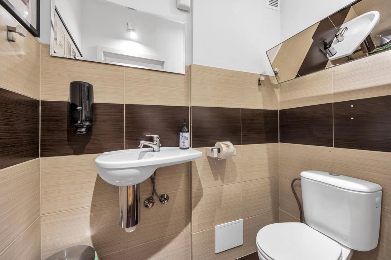 Metro Politechnika 3-Bedroom Apartment Варшава Экстерьер фото