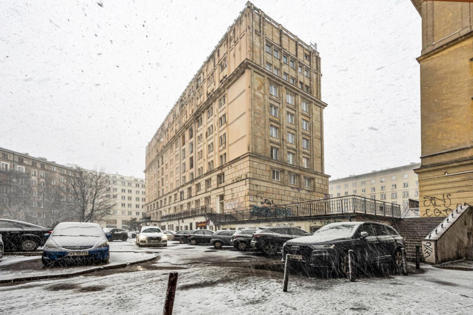 Metro Politechnika 3-Bedroom Apartment Варшава Экстерьер фото